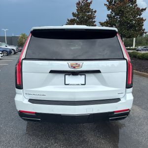 صورة 7 لـ 2026 Cadillac ESCALADE ESV SPORT