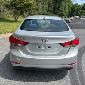 2015 Hyundai ELANTRA SE — фото 7