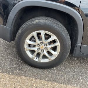 صورة مصغرة 19 لـ 2023 Chevrolet TRAVERSE LS