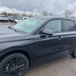 LINCOLN CORSAIR PREMIERE - 2