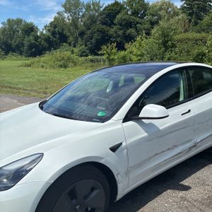 صورة 2 لـ 2023 Tesla MODEL 3 BASE
