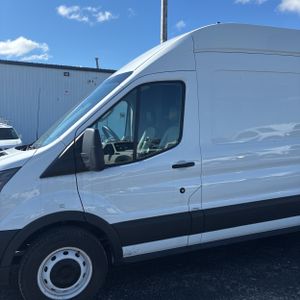 FORD TRANSIT 250 - 2