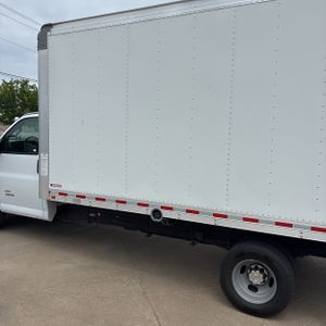 CHEVROLET EXPRESS 4500 - 6