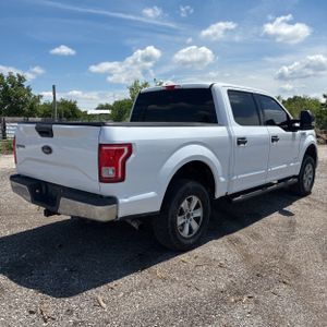 2017 FORD F-150 XLT photo 8