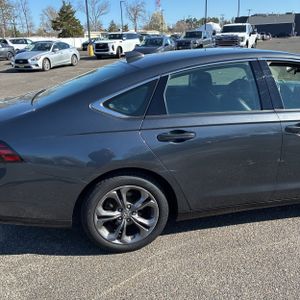 HONDA ACCORD HYBRID EX-L - 9