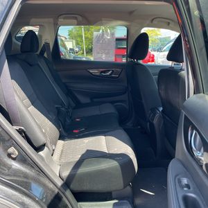2017 Nissan ROGUE SV — миниатюра 35