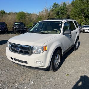 FORD ESCAPE XLT - 1