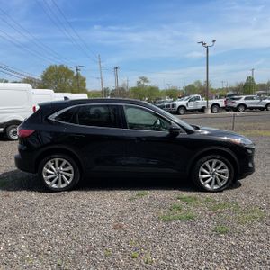 FORD ESCAPE TITANIUM - 10