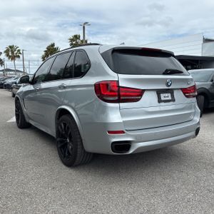 BMW X5 XDRIVE50I - 5