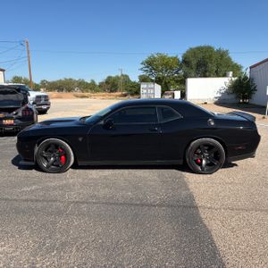 DODGE CHALLENGER SRT HELLCAT - 3