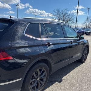 VOLKSWAGEN TIGUAN SE - 9