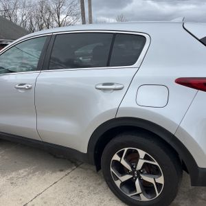 KIA SPORTAGE - 6