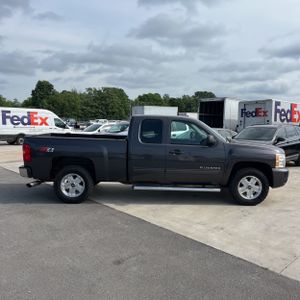 CHEVROLET SILVERADO 1500 - 10