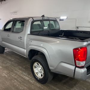 صورة 6 لـ 2016 Toyota TACOMA SR