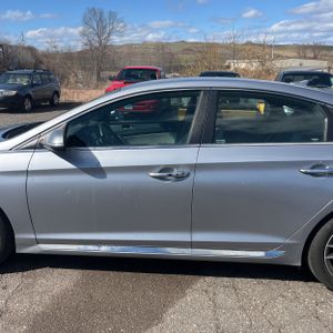 HYUNDAI SONATA SPORT 2.0T - 4