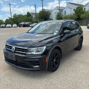 VOLKSWAGEN TIGUAN SEL R-LINE JET-BLACK - 1