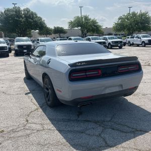 DODGE CHALLENGER R/T - 5