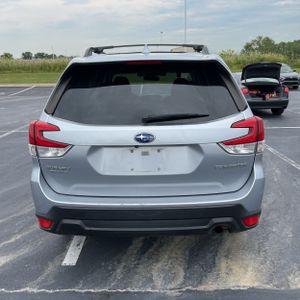 2020 Subaru FORESTER PREMIUM — фото 7