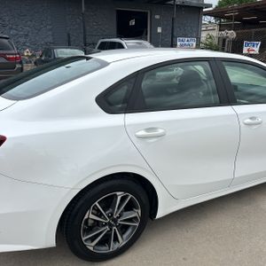 KIA FORTE LXS - 9