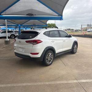HYUNDAI TUCSON SE - 8