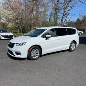 CHRYSLER PACIFICA TOURING L - 2
