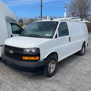 CHEVROLET EXPRESS 2500 - 1