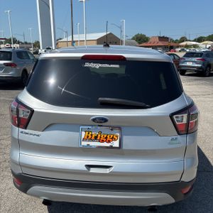 2017 FORD ESCAPE SE 照片 7