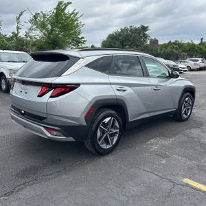 HYUNDAI TUCSON SEL - 7