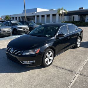 VOLKSWAGEN PASSAT 1.8T S - 1