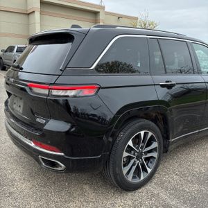 JEEP GRAND CHEROKEE OVERLAND - 9