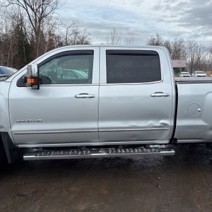 CHEVROLET SILVERADO 3500HD LTZ - 4