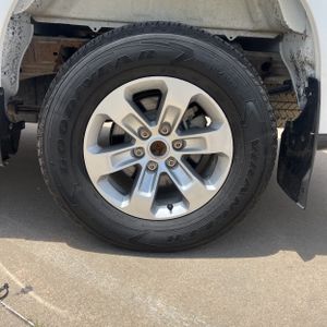 2019 Chevrolet SILVERADO 1500 LT — миниатюра 18