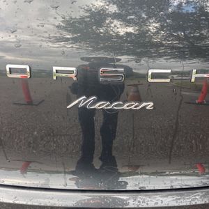 صورة 22 لـ 2017 Porsche MACAN BASE