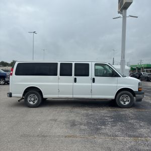 CHEVROLET EXPRESS LT 3500 - 10