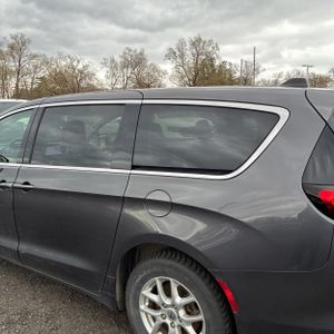 CHRYSLER VOYAGER LX - 6