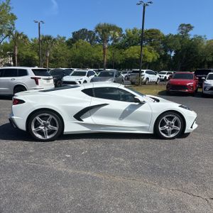 CHEVROLET CORVETTE STINGRAY - 10