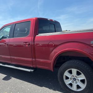 FORD F-150 LARIAT - 6
