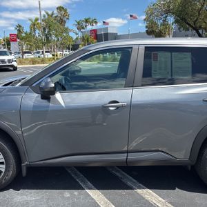 NISSAN ROGUE SV - 4