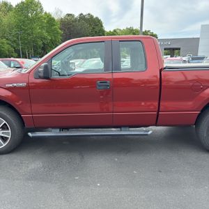 FORD F-150 STX - 4