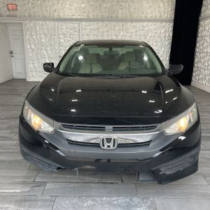 صورة مصغرة 12 لـ 2016 Honda CIVIC LX