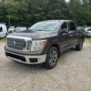 2019 Nissan TITAN SV — фото 1