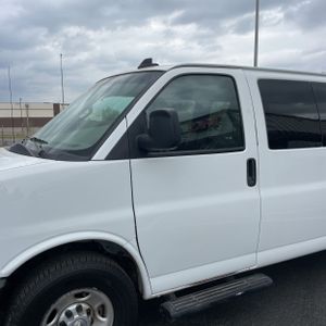 CHEVROLET EXPRESS LS 3500 - 2