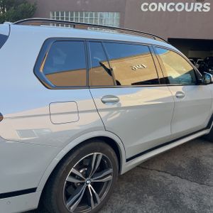 BMW X7 XDRIVE40I - 9