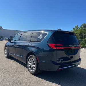 2025 Chrysler PACIFICA SELECT 照片 5