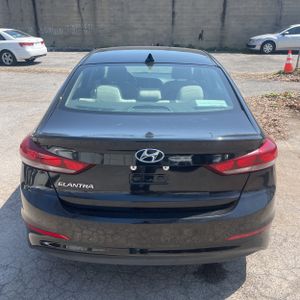 HYUNDAI ELANTRA SE - 7