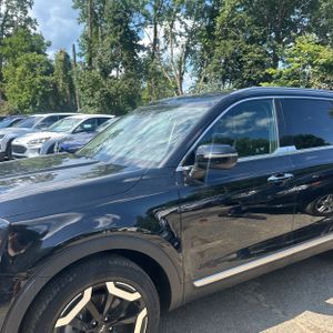 صورة 2 لـ 2023 KIA TELLURIDE S