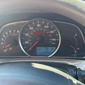 2015 Toyota RAV4 LE 照片 41