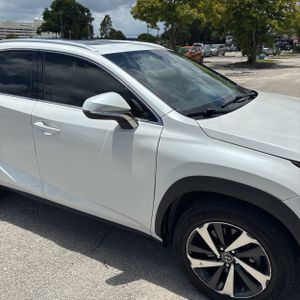 2021 Lexus NX 300 BASE — миниатюра 13