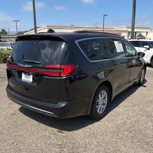 صورة 8 لـ 2022 Chrysler PACIFICA TOURING L