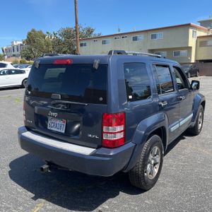 JEEP LIBERTY SPORT - 8